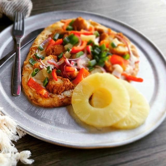 Goan Paradise Naan Pizza.